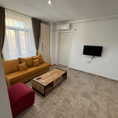 The Loft Gara de Nord Hotel dekat Stasiun Kereta Bucharest North
