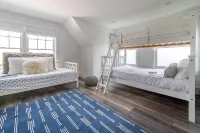 Perfect Family Vacation Home! Heated Salt Water Pool - Car Ferry Tix Available - Pools
