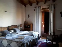 Sakura Vera - Guest houses