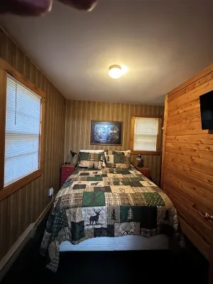 The King's Cottage ~ A Very Quiet Northwoods Retreat/Abuts Bearskin State Trail