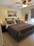Easy access 3 bd 3 ba riverside retreat just 5 mins from WCU campus! Ping pong!