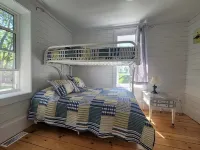 Spacious, Newly Refurbished Cozy  Farmhouse  on 100 acres - 2-Sterne
