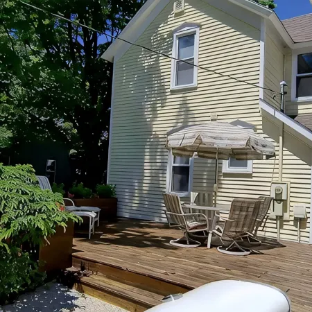 Enchanting Elk Rapids Victorian, 2 Blocks from Beaches