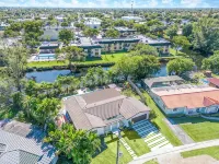 Luxury Lakefront 6BR Retreat / Games, BBQ & Views - Homestays