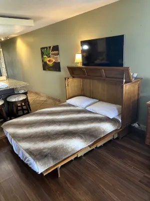 Large Private Lanai with Ocean View