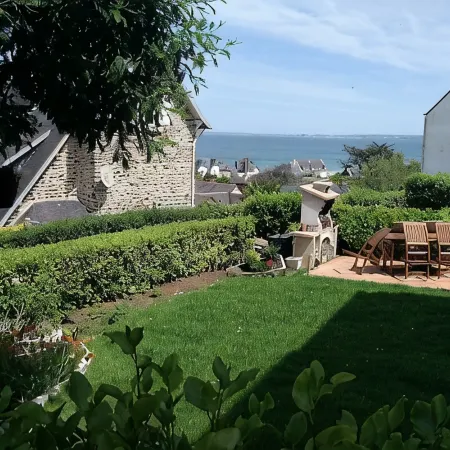 HOUSE FACING THE SEA 150 M FROM THE BEACH Rosaries near Saint Brieuc