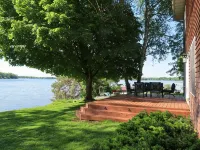 Ideal Summer Getaway! Two-story lake home on Rush Lake near Rush City/Cambridge - Wifi