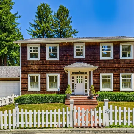 Quiet, luxe, near trails & town