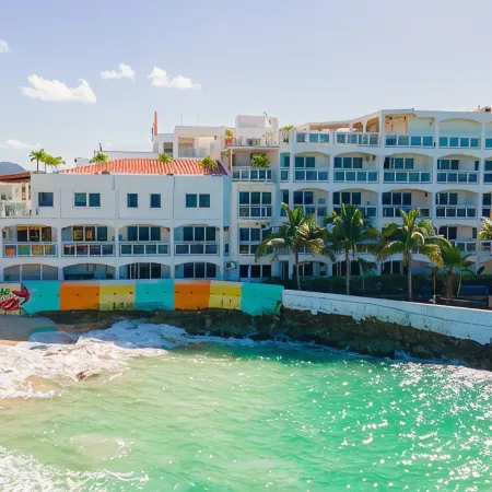 Ocean View Studio in Maho, Beach Access