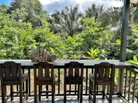 Kraken Cabin-escape in the jungle, abundance of wildlife,  walk to Golfito Bay. - 3-Star