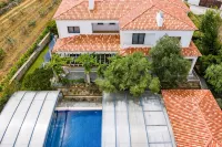 Entire villa with swimming pool and padel court, near the beach. 14 people. - สระว่ายน้ำส่วนตัว