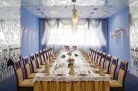 Sadko Hotel - Cho phép mang theo thú cưng