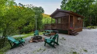 Mountain Serenity & Close to Hiking, Rafting, Fishing and KayakingWolf Song" - Homestays