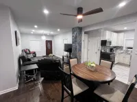 Wonderful Entire Home Near Lake In Zion - 4 tähden