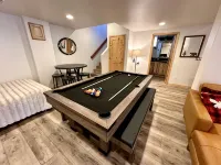 Cozy, 3-story, luxury cabin in the heart of Summerhaven! - Hytter