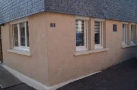 apartment in Honfleur city center with parking