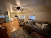 Cozy 1 king bed Apt Minutes to Okemo (Pet Friendly) 캐번디쉬 호텔