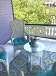 Historical Victorian 2 bedroom Flat 1 block from Beach JUST RENOVATED! - Condos