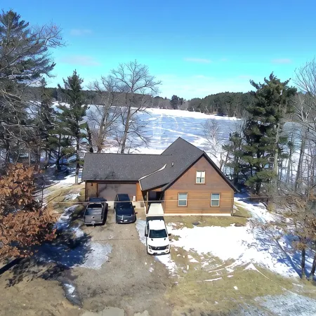 Fully Stocked Lake House! Canoes, Kayaks, Paddle Boat, Level Frontage.