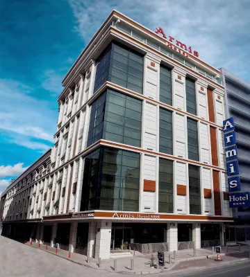 Armis Hotel - موقف سيارات