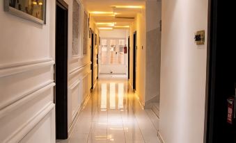 House 13 Hotel