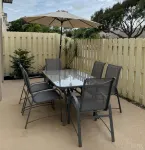Walk to the Beach/Pool 2/2 Newly Renovated Condo