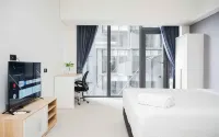 Comfort Living Studio Apartment Carstensz Residence by Travelio - Gym
