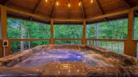 Grey Goose Lodge - Beautiful, Spacious Lodge, Creek, Hot Tub, Firepit, Games - Lodges