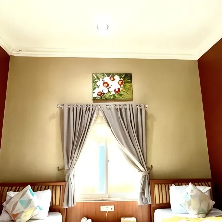 Golden Harvest Hotel