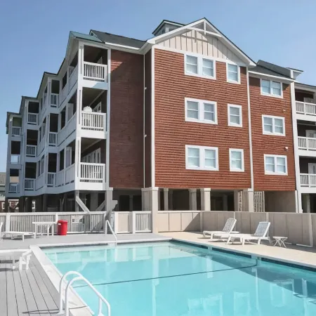 Sound front condo, pool, water access, & sunsets