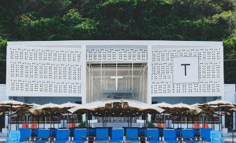 Tawaen Beach Resort