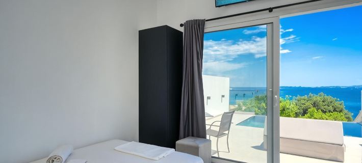 Akrogiali Apartments Hoteles en Feakes