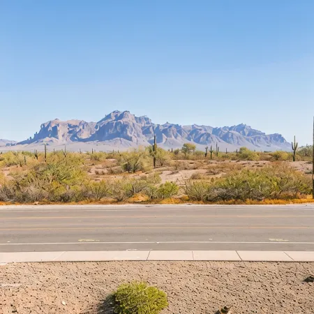 Superstition Mountain Views, Heated Pool/Hot Tub, 2Bd + Loft