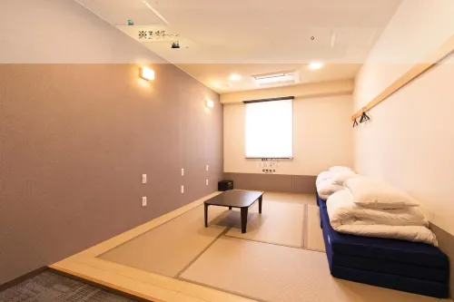 Wild Cherry Blossom-Hostel,Tokyo Koganei-