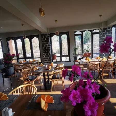 Ludrong Hotel
