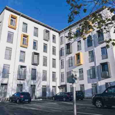 Spot Apartments Airport Hotel Exterior