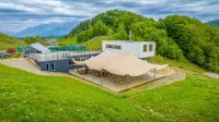 Ursa Mica Glamping Resort - 3-Star