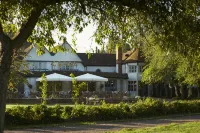 The Great House, Sonning, Berkshire - parking