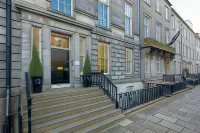Destiny Scotland - Q-Residence - Condos