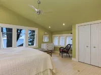 LUXURY Lakefront Property on Private Beach with Stunning Lake Views and Sunsets Hotels in Chikaming Township