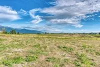 Panoramic Views & Dog Heaven at The Silo!