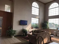 Super 8 by Wyndham Harrisburg Hershey North