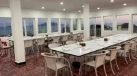 Reachbut Sessor Hotel