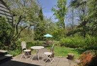 COUNTRY HOME Fenced Backyard, 1 mi. to Town, Kids & Dogs OK! - 부티크
