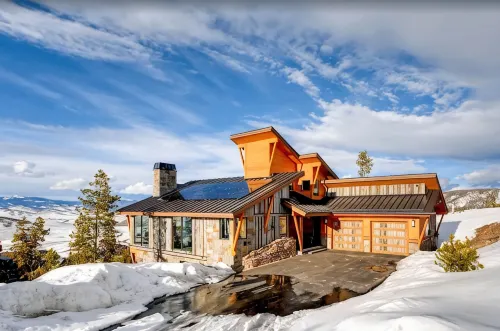 Colorado's Coolest Ski In/Out Home - World Class Mtn. Biking, Hiking & Fishing - 4-Star