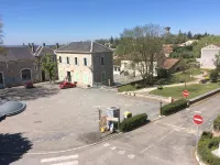 Logis Hotels- Auberge de la Tour - Hôtel et Restaurant
