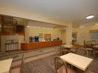Quality Suites Houston Hobby Airport - sarapan
