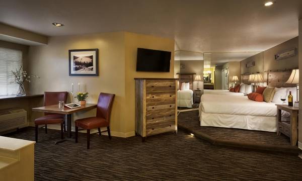 Postmarc Hotel and Spa Suites