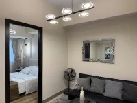 New 1BR Condo Near Venice Canal & BGC w/ Balcony - balcony