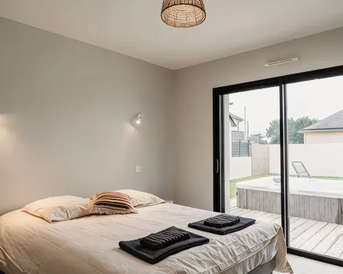 Modern villa with Spa 10 pers Hotels in Santec